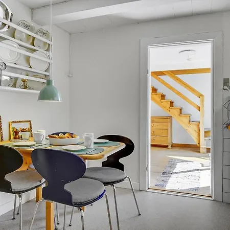 Cozy In With Kitchen * Stubbekobing